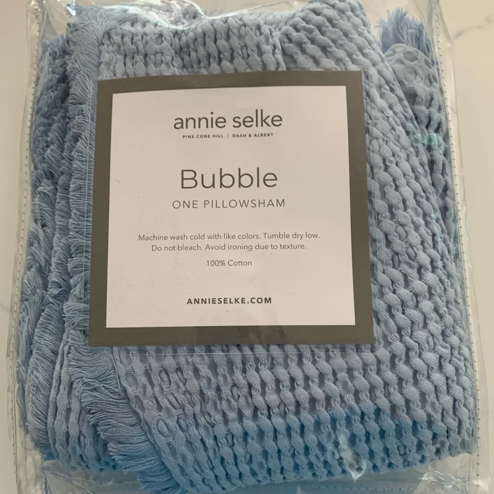 Annie Selke two available